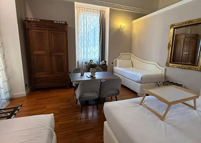 I Tre Moschettieri - D'artagnan Luxury Oda ve Kahvaltı Roma